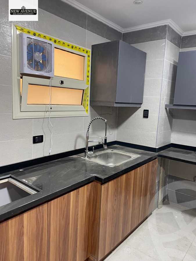 https://aqarmap.com.eg/en/listing/6310001-for-sale-cairo-el-shorouk-compounds-maadi-view