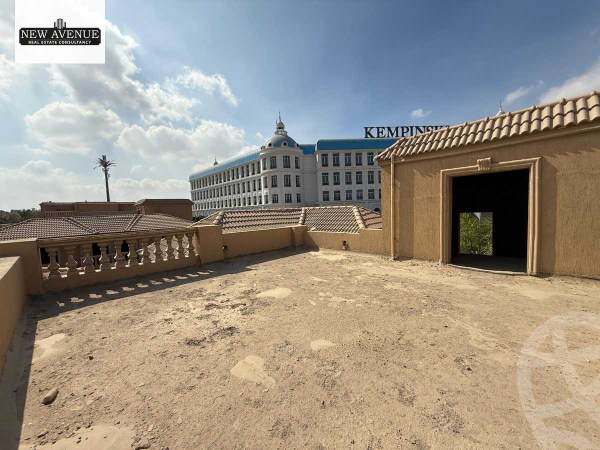 https://aqarmap.com.eg/ar/listing/6311372-for-sale-cairo-new-cairo-compounds-royal-maxim