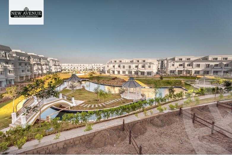 https://aqarmap.com.eg/ar/listing/6312950-for-sale-cairo-new-cairo-compounds-mountain-view-hyde-park