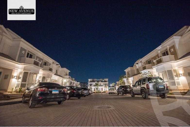 https://aqarmap.com.eg/ar/listing/6312999-for-sale-cairo-new-cairo-compounds-mountain-view-hyde-park