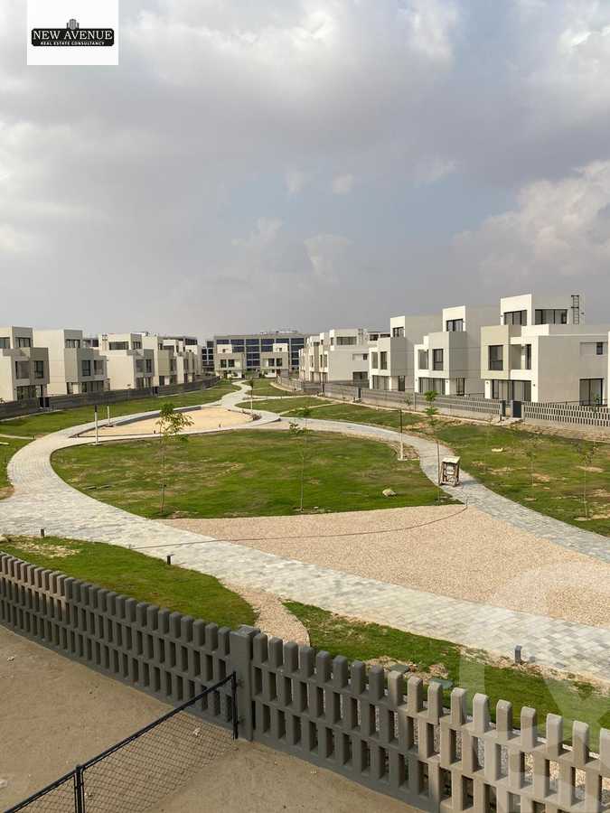 https://aqarmap.com.eg/ar/listing/6315777-for-sale-cairo-el-shorouk-compounds-al-burouj-compound-imkan