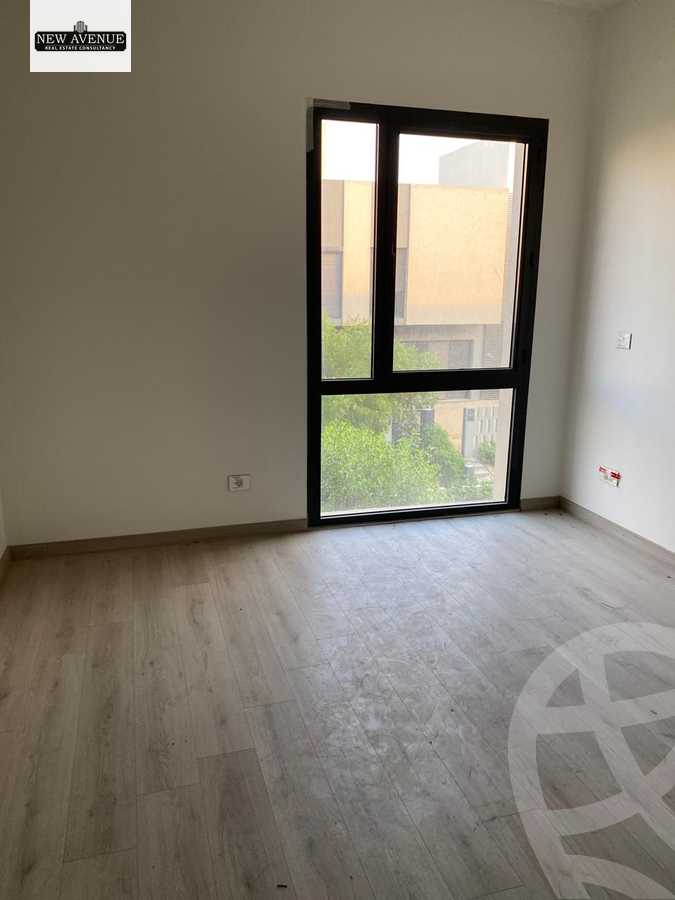 https://aqarmap.com.eg/ar/listing/6315818-for-sale-cairo-el-shorouk-compounds-al-burouj-compound-imkan