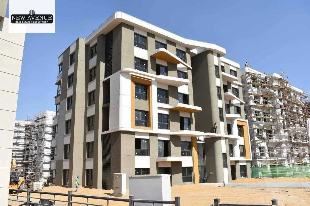 https://aqarmap.com.eg/en/listing/6319091-for-sale-cairo-new-cairo-compounds-cleo-water-residence-palm-hills