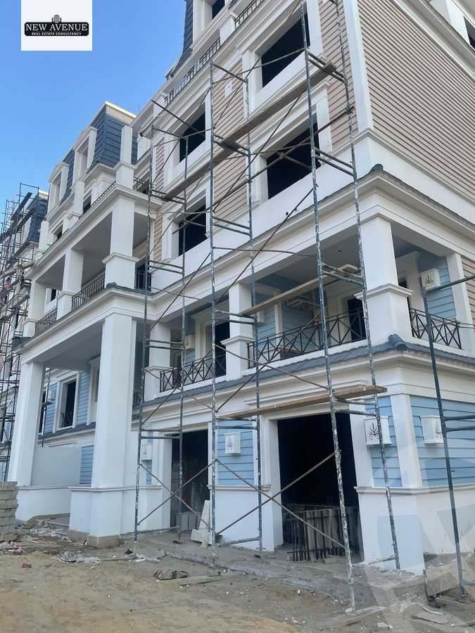 https://aqarmap.com.eg/ar/listing/6322614-for-sale-cairo-new-cairo-compounds-mountain-view1-1-compound