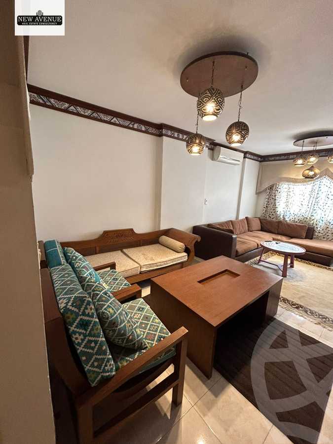 https://aqarmap.com.eg/ar/listing/6324683-for-sale-cairo-new-cairo-lrhb-city-phase-4-mostafa-el-nahaas-st
