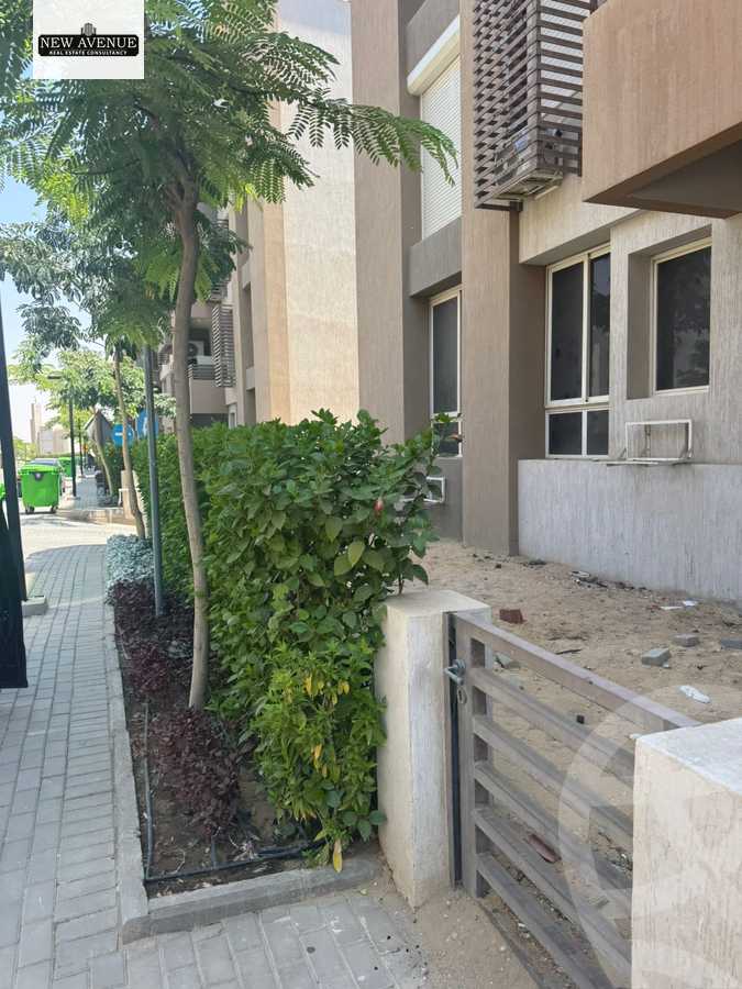 https://aqarmap.com.eg/en/listing/6326828-for-sale-cairo-el-shorouk-compounds-granda-life
