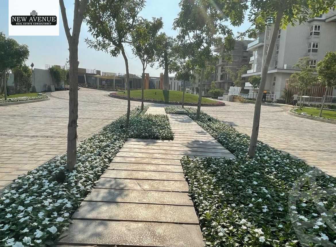 https://aqarmap.com.eg/ar/listing/6326995-for-sale-cairo-new-cairo-compounds-mwntn-fyw-y-syty-club-park-mountain-view-icity