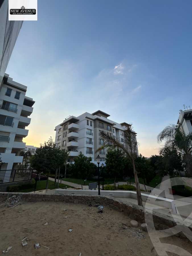 https://aqarmap.com.eg/ar/listing/6327055-for-sale-cairo-new-cairo-compounds-hyde-park-park-corner-hyde-park