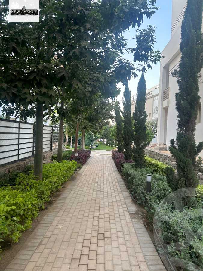 https://aqarmap.com.eg/ar/listing/6327055-for-sale-cairo-new-cairo-compounds-hyde-park-park-corner-hyde-park