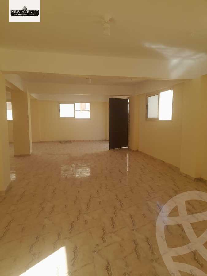 https://aqarmap.com.eg/ar/listing/6327791-for-sale-cairo-al-oubour-compounds-golf-city