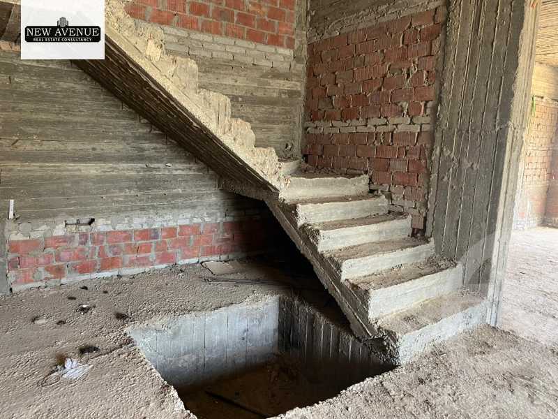 https://aqarmap.com.eg/ar/listing/5937495-for-sale-cairo-new-cairo-compounds-el-patio-oro