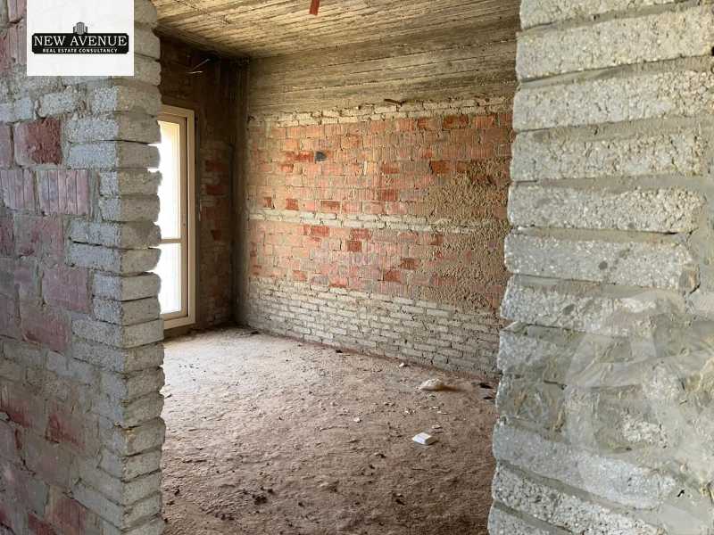 https://aqarmap.com.eg/ar/listing/5937495-for-sale-cairo-new-cairo-compounds-el-patio-oro