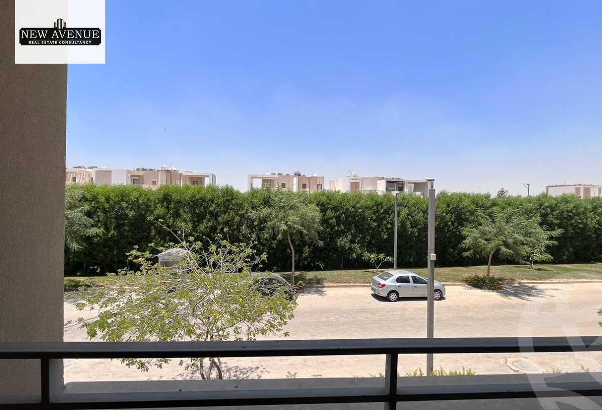 https://aqarmap.com.eg/en/listing/6330994-for-sale-cairo-new-cairo-compounds-blm-hylz-qtmy-kstnshn