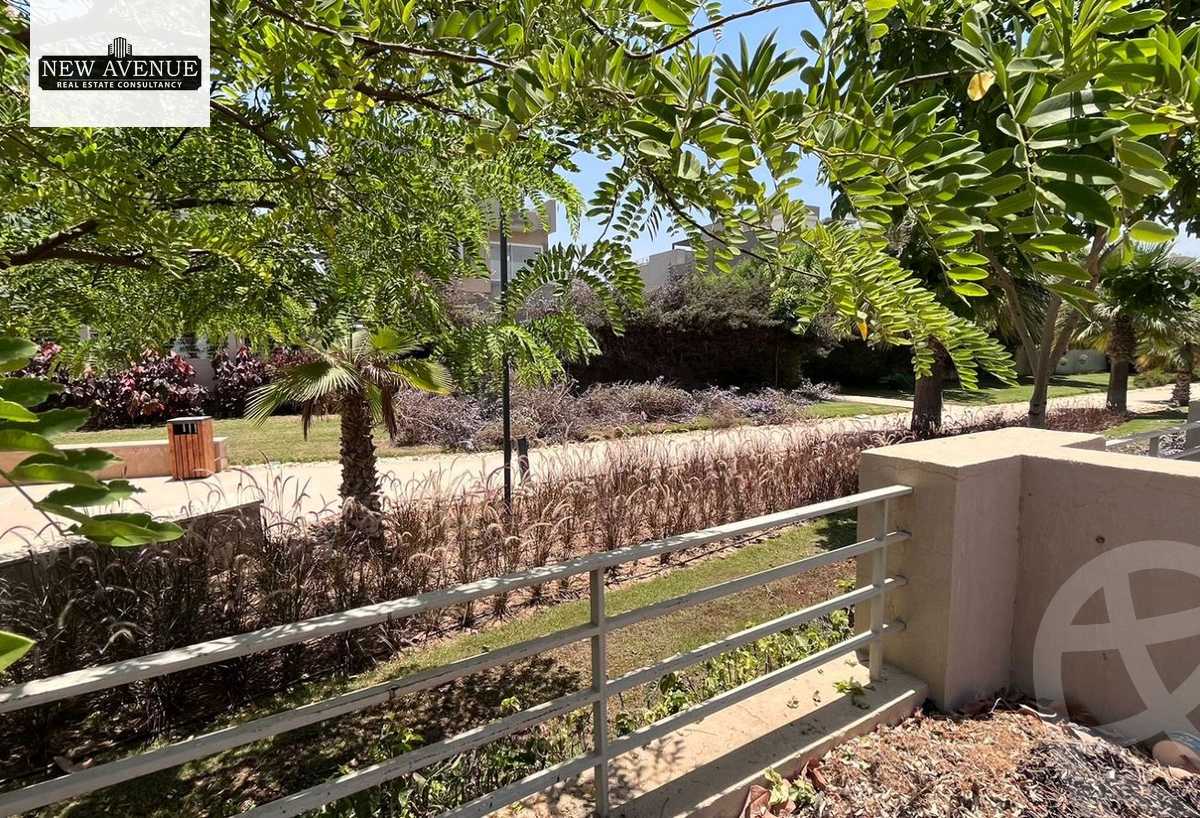 https://aqarmap.com.eg/en/listing/6330994-for-sale-cairo-new-cairo-compounds-blm-hylz-qtmy-kstnshn
