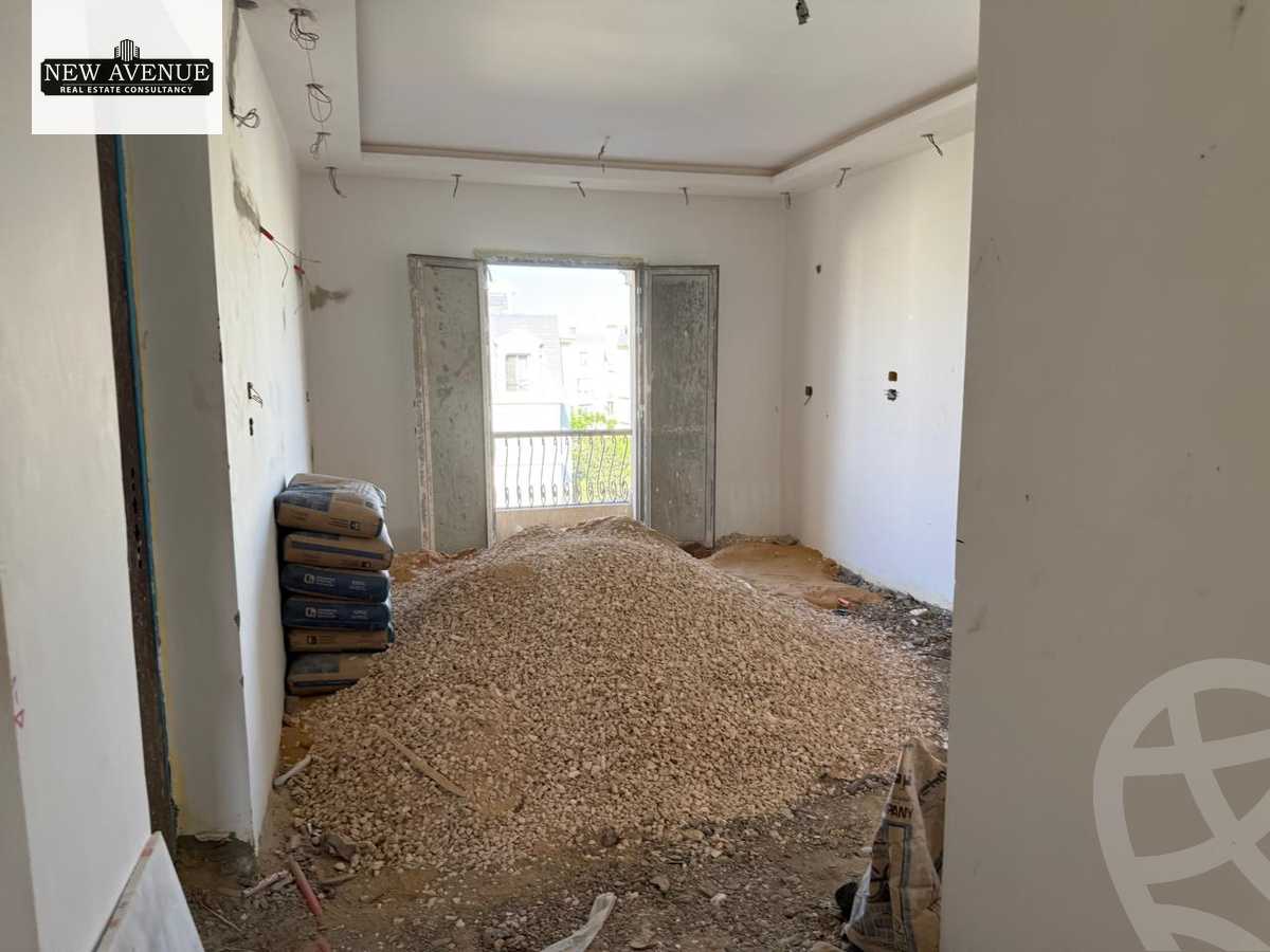 https://aqarmap.com.eg/ar/listing/6331283-for-sale-cairo-new-cairo-compounds-mountain-view-hyde-park