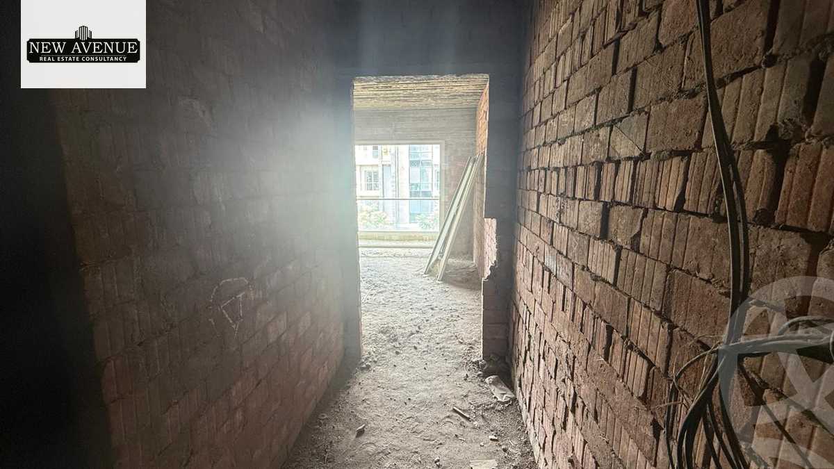 https://aqarmap.com.eg/ar/listing/6332348-for-sale-cairo-new-cairo-compounds-moon-valley