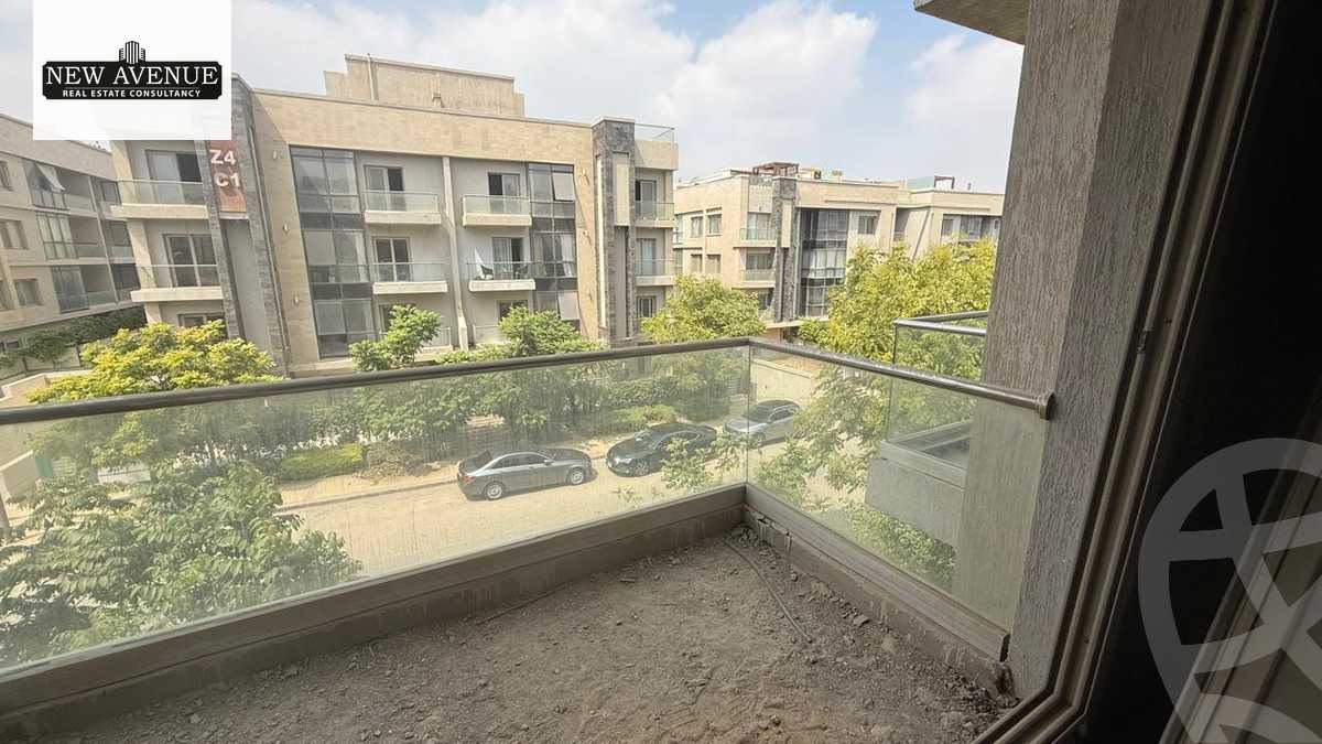 https://aqarmap.com.eg/ar/listing/6332348-for-sale-cairo-new-cairo-compounds-moon-valley