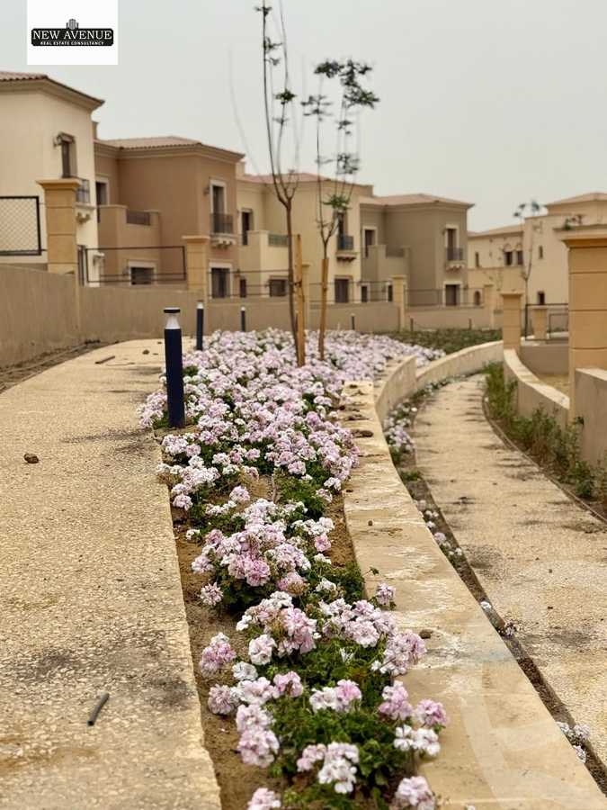 https://aqarmap.com.eg/ar/listing/6335047-for-sale-cairo-new-cairo-compounds-city-gate-sapphire-city-gate