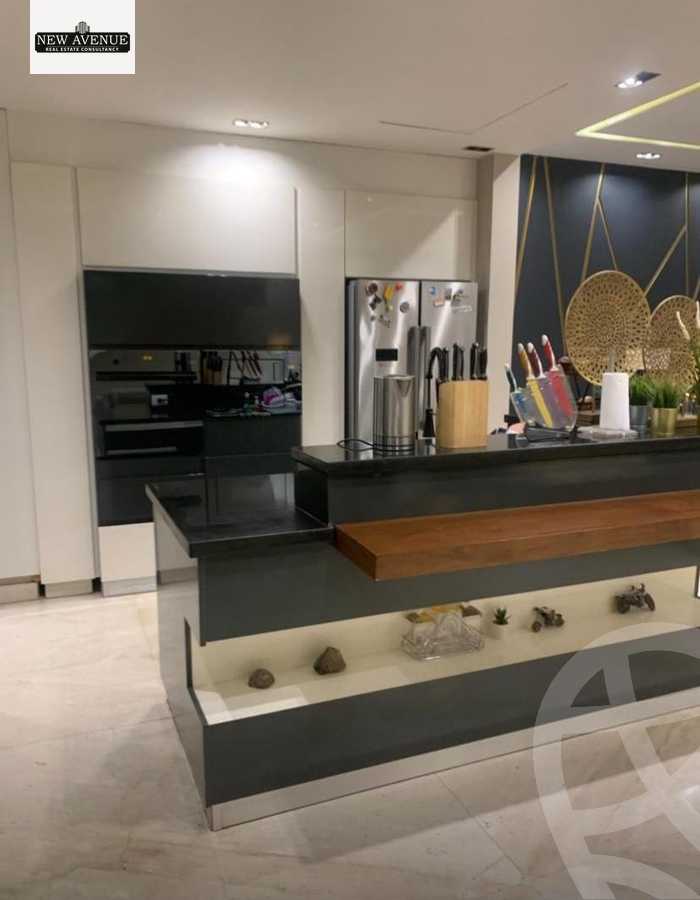 https://aqarmap.com.eg/ar/listing/6335264-for-sale-cairo-el-sheikh-zayed-city-compounds-kmbwnd-ljry-swdyk