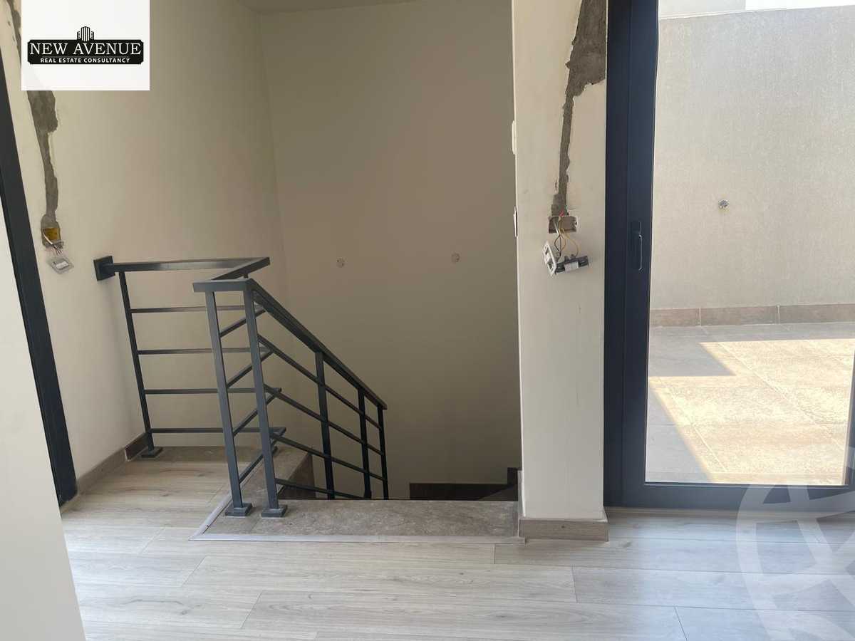 https://aqarmap.com.eg/ar/listing/6335514-for-sale-cairo-el-shorouk-compounds-al-burouj-compound-imkan