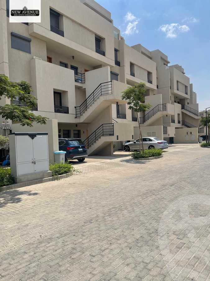 https://aqarmap.com.eg/ar/listing/6335514-for-sale-cairo-el-shorouk-compounds-al-burouj-compound-imkan