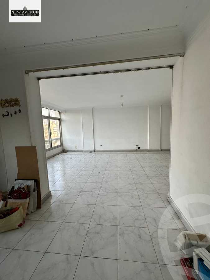 https://aqarmap.com.eg/en/listing/6338138-for-sale-cairo-heliopolis-ard-el-golf-nabil-el-wakkad