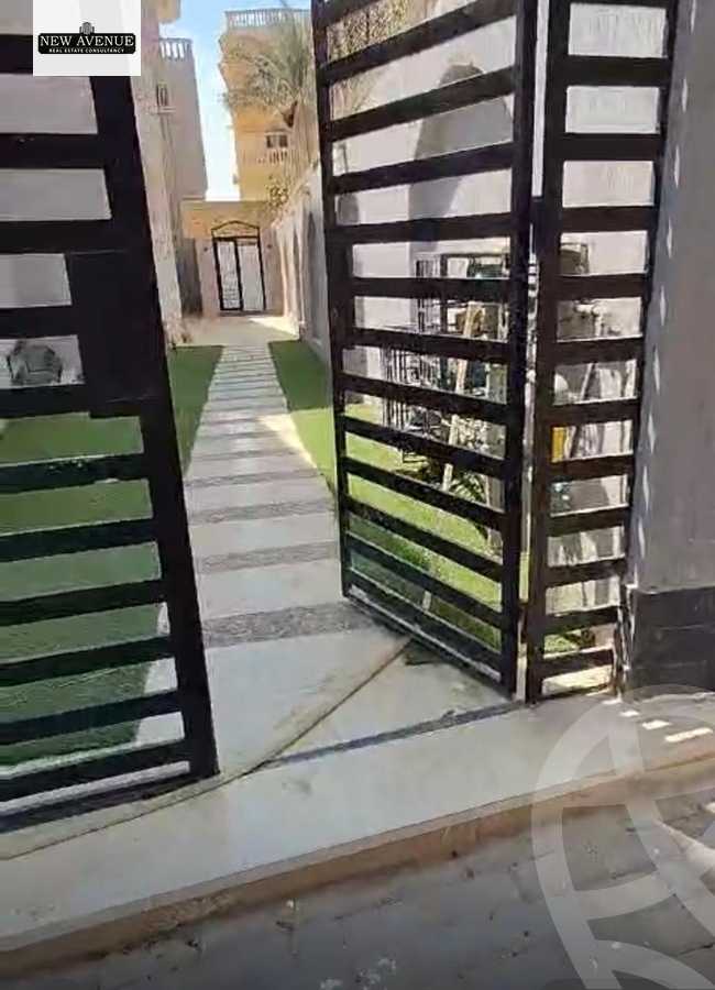 https://aqarmap.com.eg/en/listing/6338160-for-sale-cairo-el-shorouk-lmntq-lthmn-neighbourhood-2