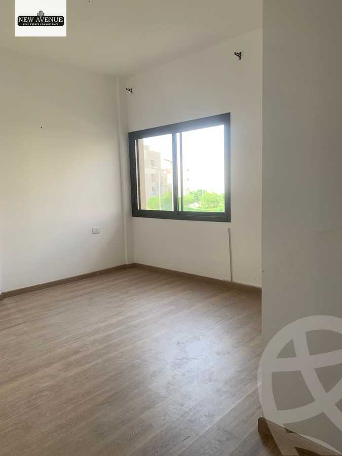https://aqarmap.com.eg/ar/listing/6338212-for-sale-cairo-new-cairo-compounds-fifth-square