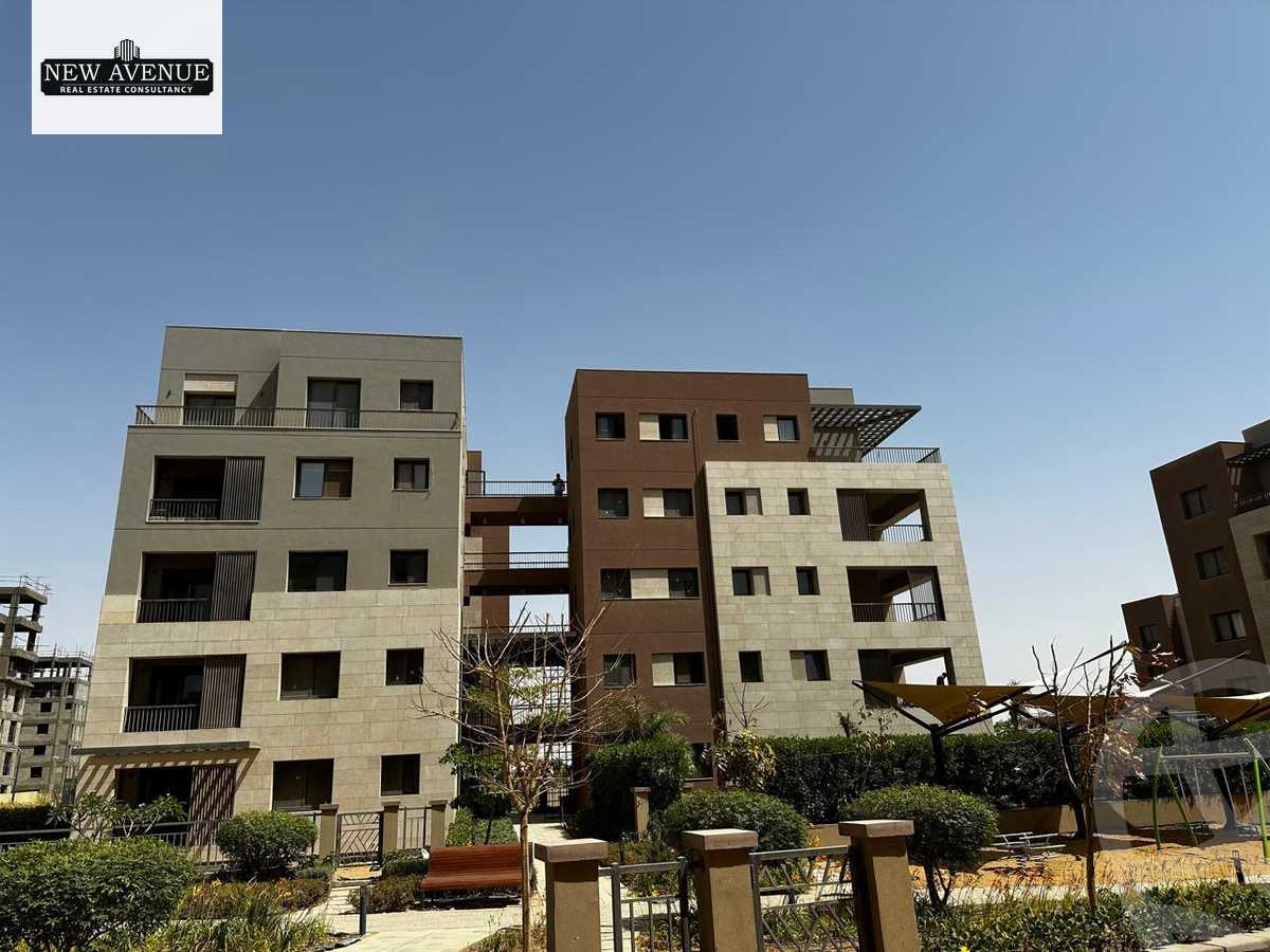 https://aqarmap.com.eg/ar/listing/6339190-for-sale-cairo-new-cairo-compounds-district-5-the-plateau-district-5