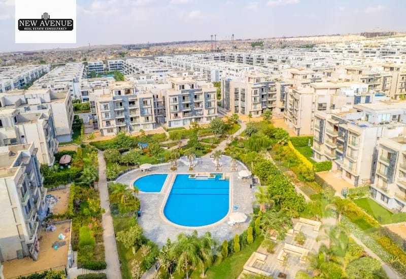 https://aqarmap.com.eg/ar/listing/6341097-for-sale-cairo-new-cairo-compounds-moon-valley-2