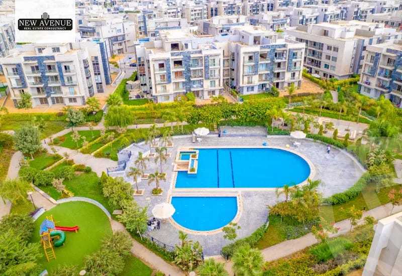 https://aqarmap.com.eg/ar/listing/6341097-for-sale-cairo-new-cairo-compounds-moon-valley-2