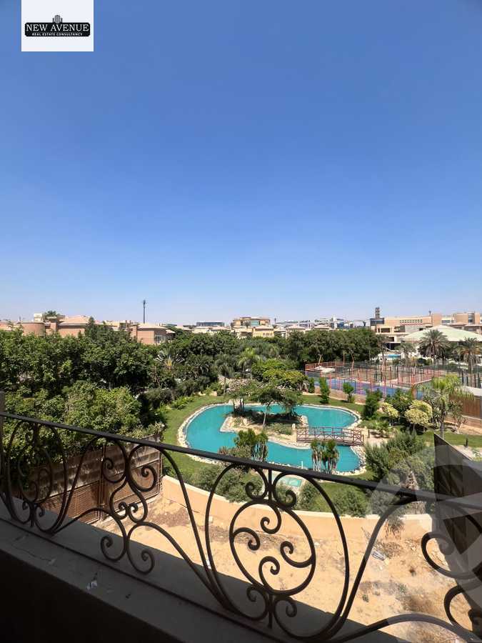 https://aqarmap.com.eg/ar/listing/6346493-for-sale-cairo-new-cairo-compounds-moon-valley