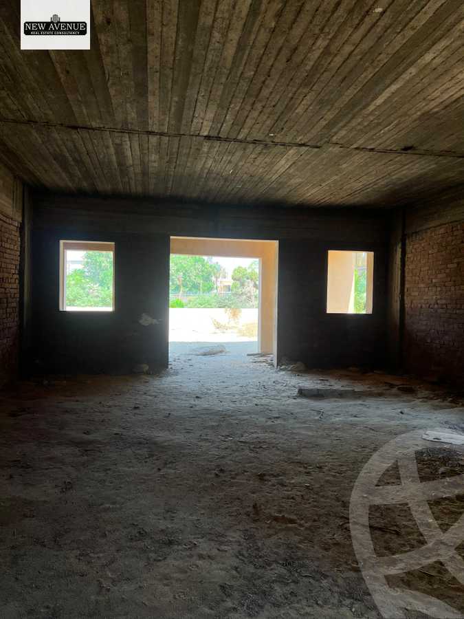 https://aqarmap.com.eg/ar/listing/6346493-for-sale-cairo-new-cairo-compounds-moon-valley