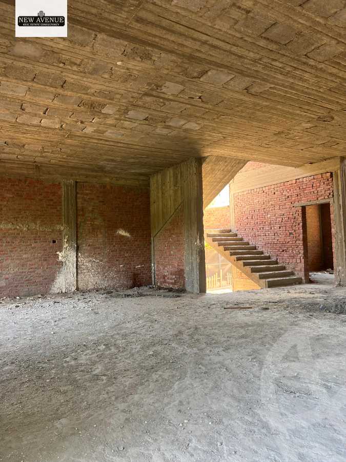 https://aqarmap.com.eg/ar/listing/6346493-for-sale-cairo-new-cairo-compounds-moon-valley