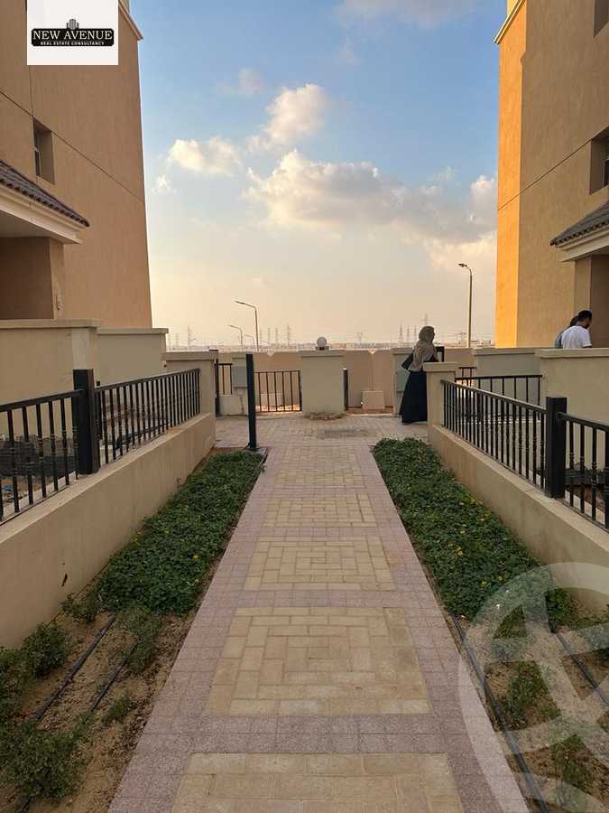https://aqarmap.com.eg/en/listing/6351905-for-sale-cairo-new-cairo-compounds-sarai-elan-sarai-compound