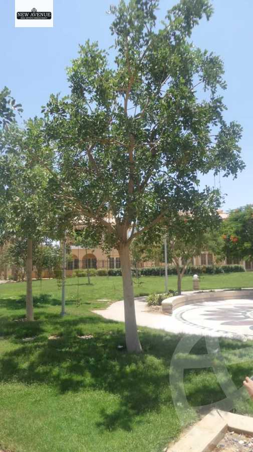https://aqarmap.com.eg/ar/listing/6352933-for-sale-cairo-new-cairo-compounds-hyde-park-cluster-1-hyde-park