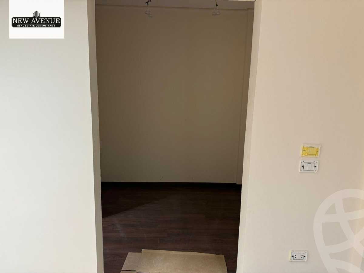 https://aqarmap.com.eg/en/listing/6352994-for-sale-cairo-new-cairo-compounds-lakeview-residence