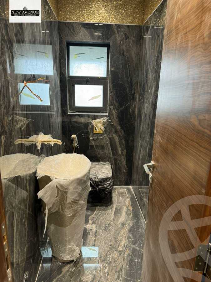 https://aqarmap.com.eg/en/listing/6352994-for-sale-cairo-new-cairo-compounds-lakeview-residence