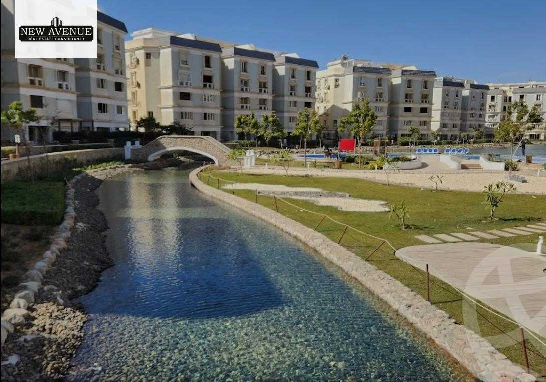 https://aqarmap.com.eg/ar/listing/6353032-for-sale-cairo-new-cairo-compounds-mountain-view-hyde-park