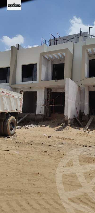 https://aqarmap.com.eg/ar/listing/6012842-for-sale-cairo-el-shorouk-compounds-al-burouj-compound-imkan