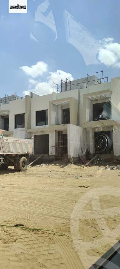 https://aqarmap.com.eg/ar/listing/6092420-for-sale-cairo-new-cairo-compounds-mountain-view-hyde-park