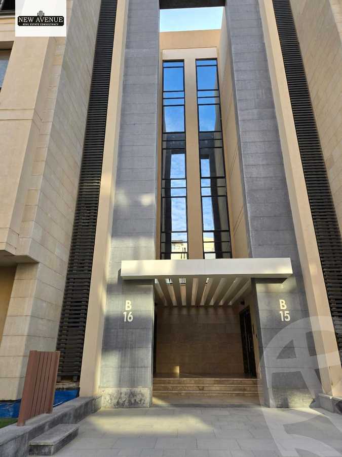 https://aqarmap.com.eg/ar/listing/6355408-for-sale-cairo-new-cairo-compounds-azad