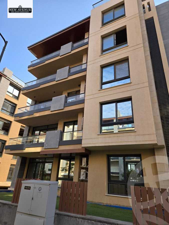 https://aqarmap.com.eg/ar/listing/6355408-for-sale-cairo-new-cairo-compounds-azad
