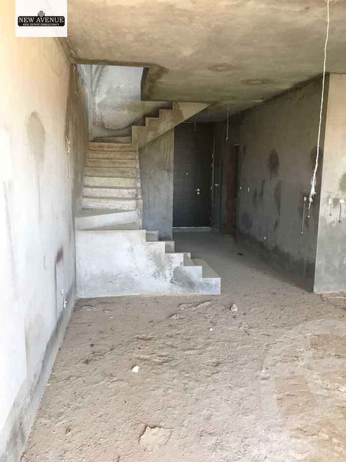https://aqarmap.com.eg/en/listing/6355438-for-sale-cairo-el-sheikh-zayed-city-compounds-kmbwnd-ljry-swdyk
