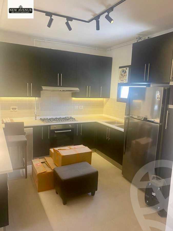 https://aqarmap.com.eg/ar/listing/6355521-for-sale-cairo-el-shorouk-compounds-al-burouj-compound-imkan