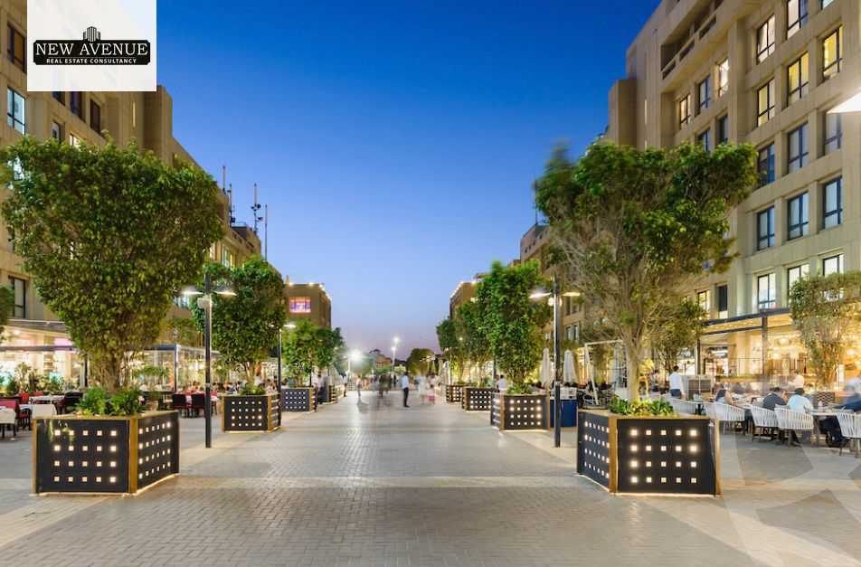 https://aqarmap.com.eg/ar/listing/6355931-for-sale-cairo-el-sheikh-zayed-city-compounds-rkn-blz-mwl-lbdr-llttwyr
