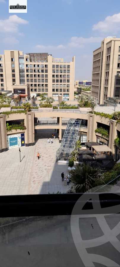https://aqarmap.com.eg/ar/listing/6355931-for-sale-cairo-el-sheikh-zayed-city-compounds-rkn-blz-mwl-lbdr-llttwyr