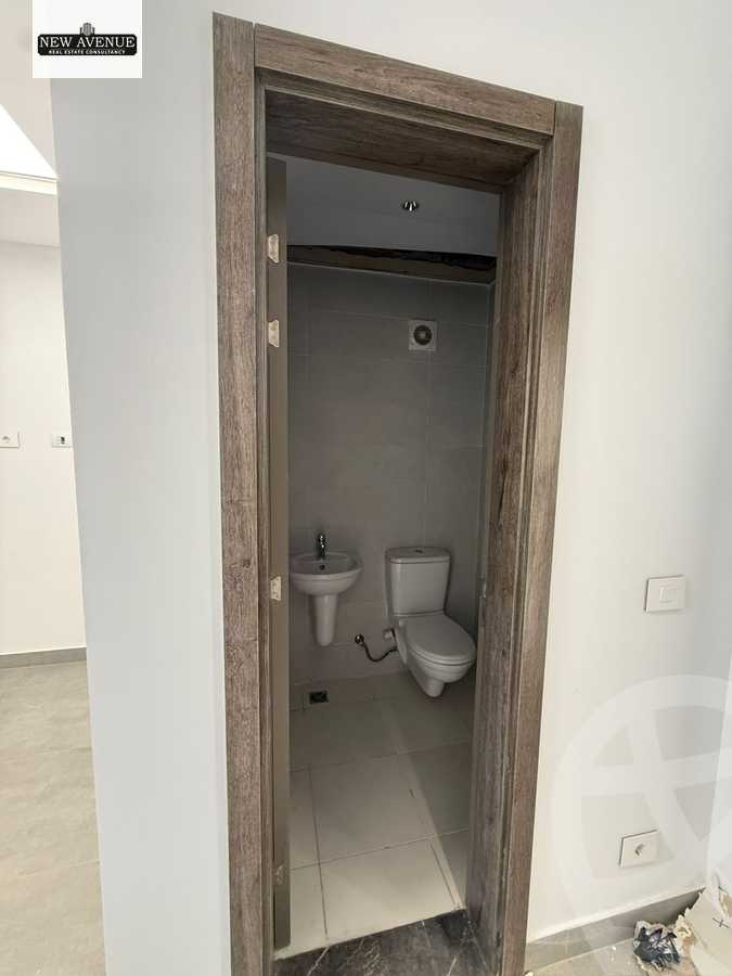 https://aqarmap.com.eg/en/listing/6356182-for-rent-cairo-new-cairo-compounds-mivida-mivida-business-park-emaar