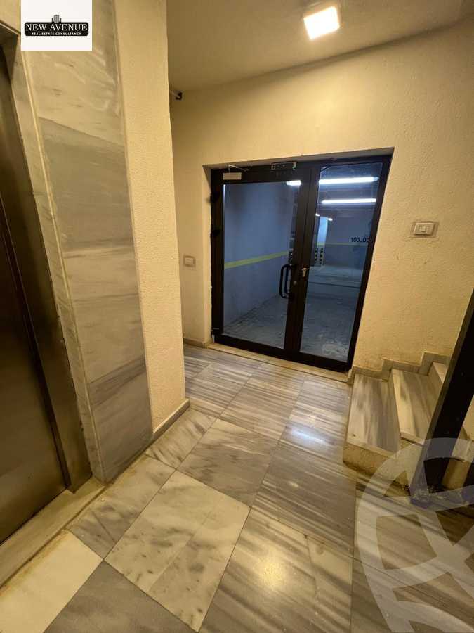 https://aqarmap.com.eg/en/listing/6356336-for-sale-cairo-new-cairo-compounds-lakeview-residence