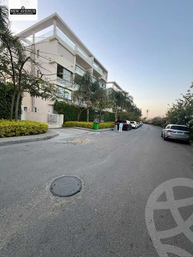 https://aqarmap.com.eg/en/listing/6356336-for-sale-cairo-new-cairo-compounds-lakeview-residence